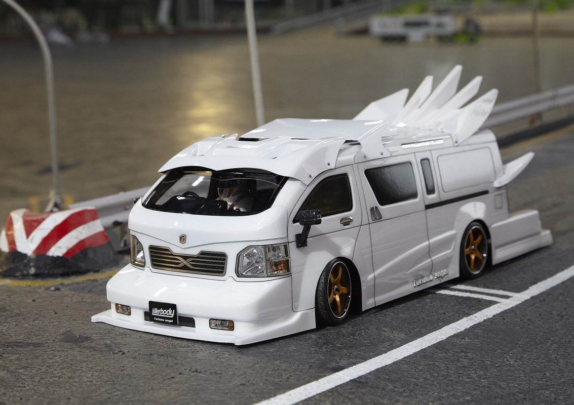 キラーボディ 1/10スケール バニングカーハイエース(FURIOUS